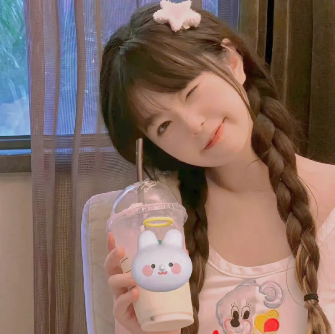 女演员今天依然